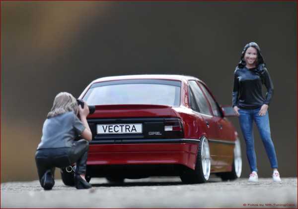 1:18 Opel Vectra A 2000 16V Bj.90 + Brock B1 Alufelgen